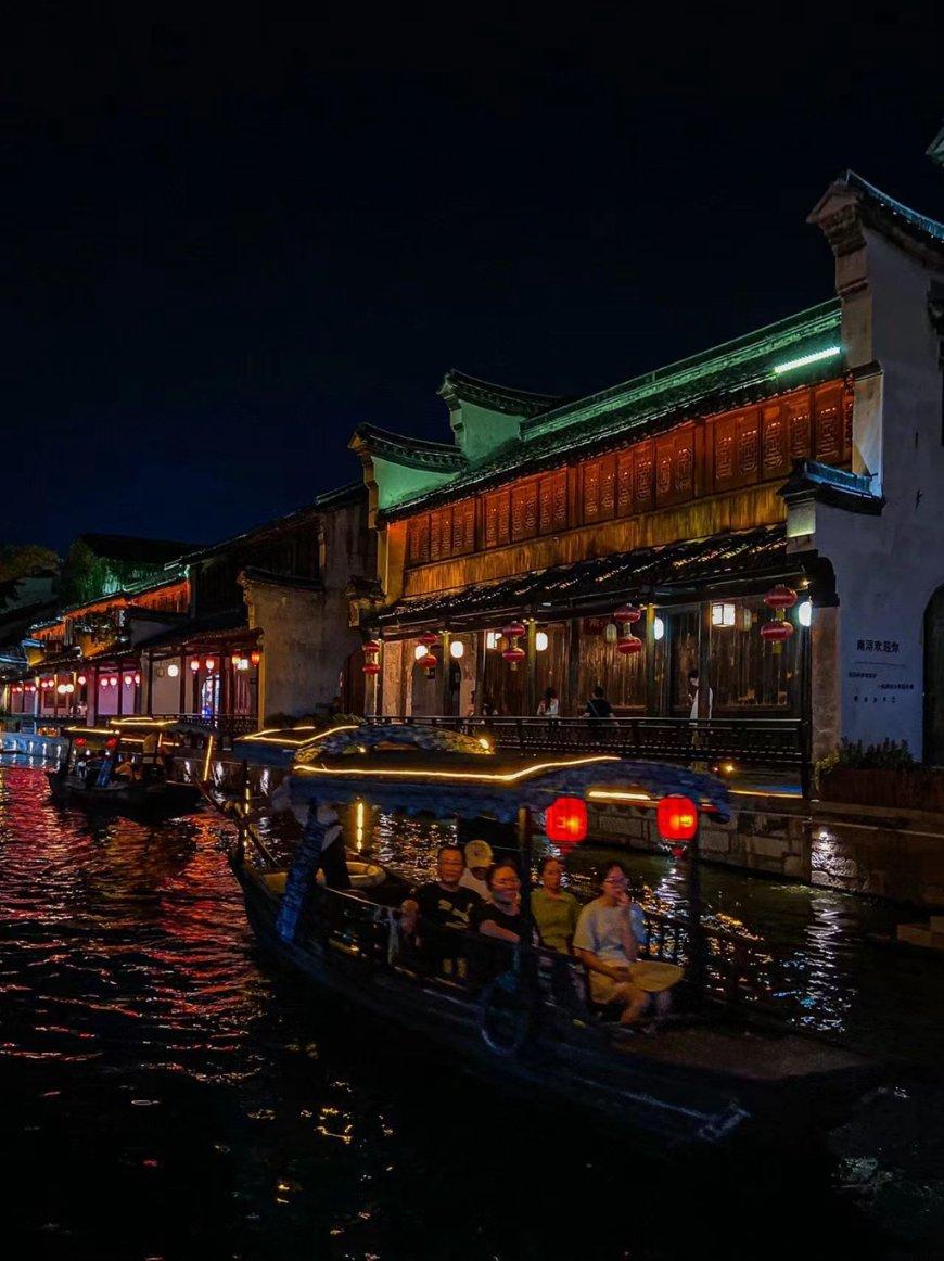 若待上林花似锦，出门俱是看花人
